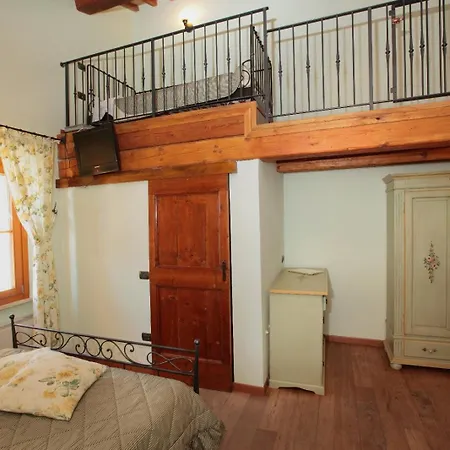 Alloggio per agriturismo Tenuta Le Garzaie - Furlo