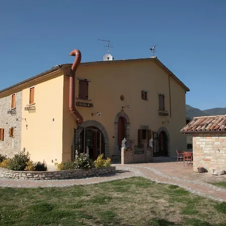 Tenuta Le Garzaie - Furlo Fermignano